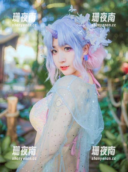 猫九酱 下载猫九酱的学姐写真,可能会得到灵感呢!