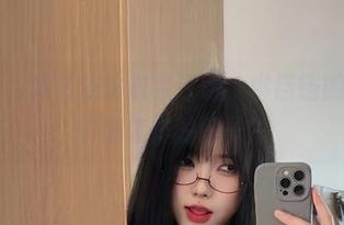 微密圈 – 如果连体衣会说话，琳铛铛的作品会讲出怎样的段子？