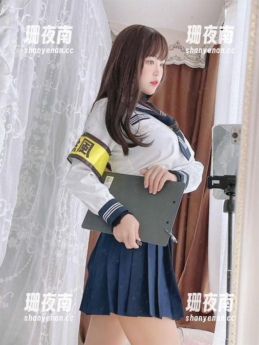 白烨烨 私房隐秘:翻开白烨烨的白旗袍画像