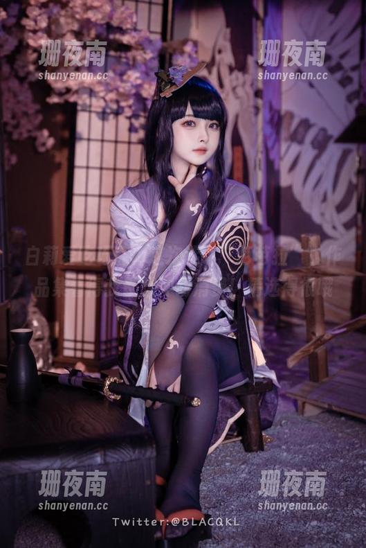 白莉爱吃巧克力 白莉爱吃巧克力这次选了“芭芭拉”,作品集看得我都想冲动消费!精选得很哦