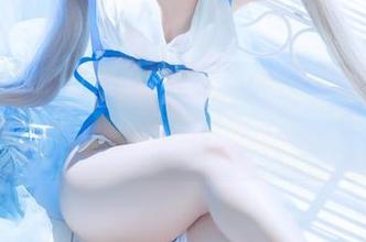 这些油亮的照片，让百合欧皇子的cos成为了耳目一新的体验