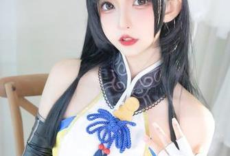 学妹的私拍,和神楽坂真冬的背景,不得不说,组合得很绝妙!