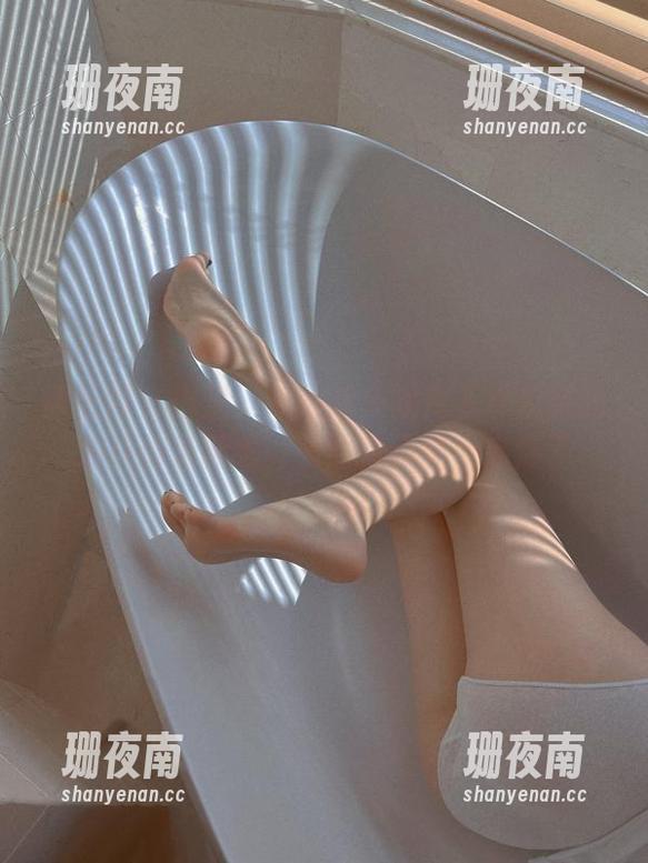 禅院熏 微密圈 - 报道:今晚就来欣赏下禅院熏的油亮新套图吧…虽然我已经心痒痒了
