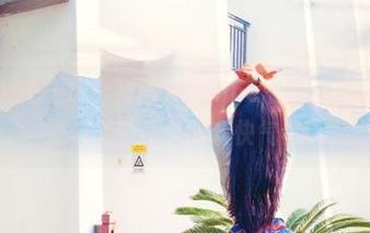微密圈 – 妹子上线!禅雨儿Lynne的写真作品,图片传递着不明所以的欢快气氛。