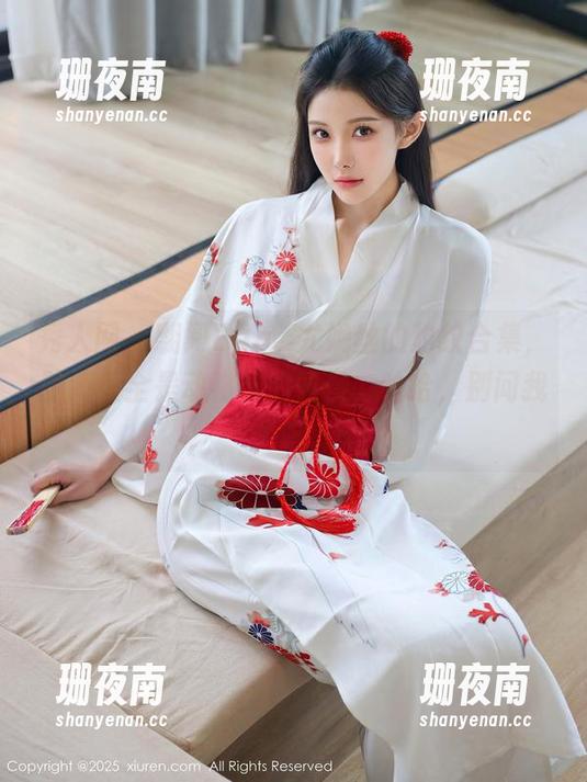 秀人网-Egg_尤妮丝 秀人网 - 翻阅Egg_尤妮丝的豹纹合集,脑海里全是动物园的情景,哈哈,别问我为啥。