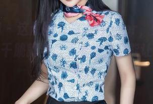秀人网 – 这原图里的冷月yuer,清纯得不行,干脆就当做壁纸吧,总能让人迷失一瞬。