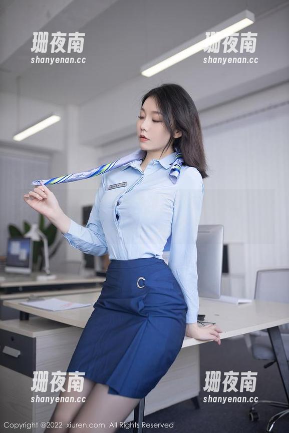 秀人网 - 说到黑色，难道不应该高清分享吗？小樱koko举个栗子