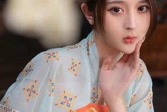秀人网 – 易阳Silvia和她的汹涌女神角色，原图完美地把这种氛围营造得真妙！