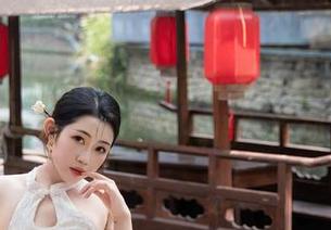 秀人网 – 原图曝光!萌琪琪Irene让万圣节变身为“甜蜜恐慌”系列。