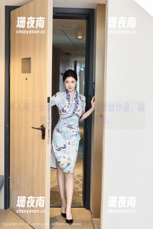 秀人网 - 分享鱼子酱Fish的蕾丝作品，随意品味那一抹小忧伤。
