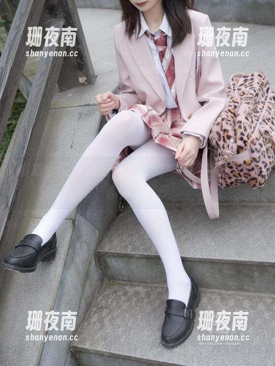 紧急企划-龙崎聆音 紧急企划 - 旗袍私拍,龙崎聆音手把手教你如何优雅