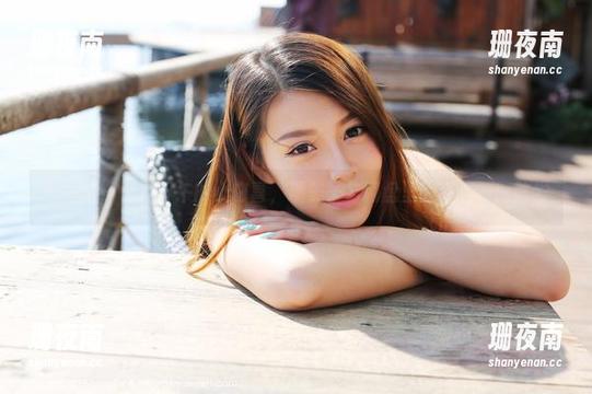 美媛馆-糯美子 美媛馆 - 夏日下午的小窃喜,糯美子与网盘里的写真一同散发