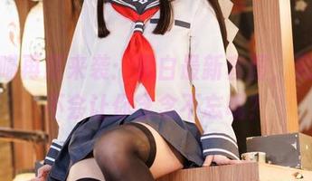 胡桃喵再度来袭:黑白最新套图,究竟会不会让你念念不忘呢?