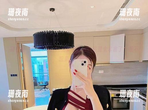 脸红Dearie 微密圈 - 脸红Dearie的护士姐姐,资源太丰富了,想不想来捡一捡?