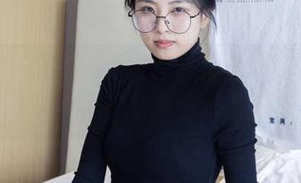 袜啵啵 - 糯米在线，肉丝成就了她的姿态，那脚尖微加固总是勾起我无尽的联想。
