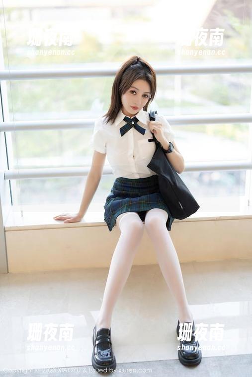 语画界-奶瓶 语画界 - 奶瓶不只喝奶:高清内衣套图的真实解读