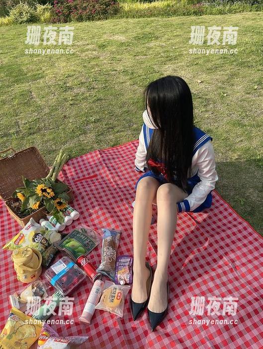 微密圈 - 朋友圈冲击，全新300元图片，最新软妹小九九你见过吗？