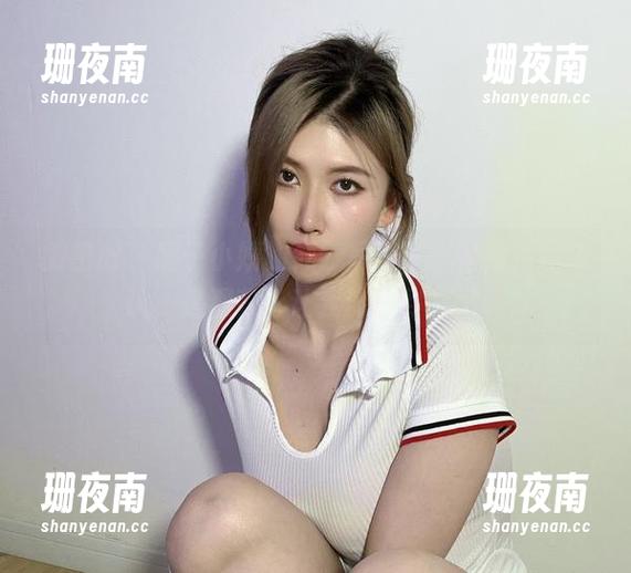 醇子小姨 微密圈 - 醇子小姨的红纱写真——好吧,我承认,是那背影让我流氓到发愣。