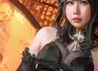 阿九从不咕咕(九言)的制服大揭秘：高清作品集，你能找到“上班模式”吗？