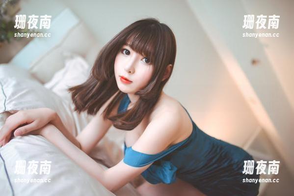雯粥粥 你准备好了吗?雯粥粥的美图里藏着一只在做梦的猫!