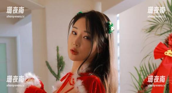 韩国CoCo 韩国CoCo的袜子奇幻定制旅程,我们的写真之道竟如此不一样?