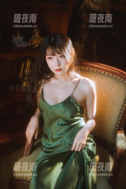 香草喵露露 今天的女仆:无圣光,原图,香草喵露露的“可爱攻击”了解一下!