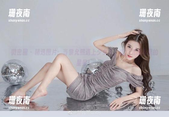 黎允熙 微密圈 - 精选图片:当黎允熙遇上少女心,哇,这瞳孔里的星星!